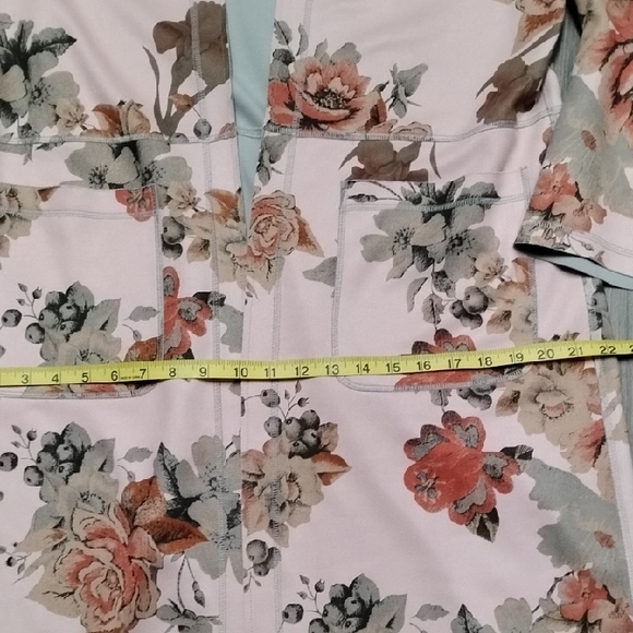 Floral Pink Kimono Robe - Picture 7 of 13